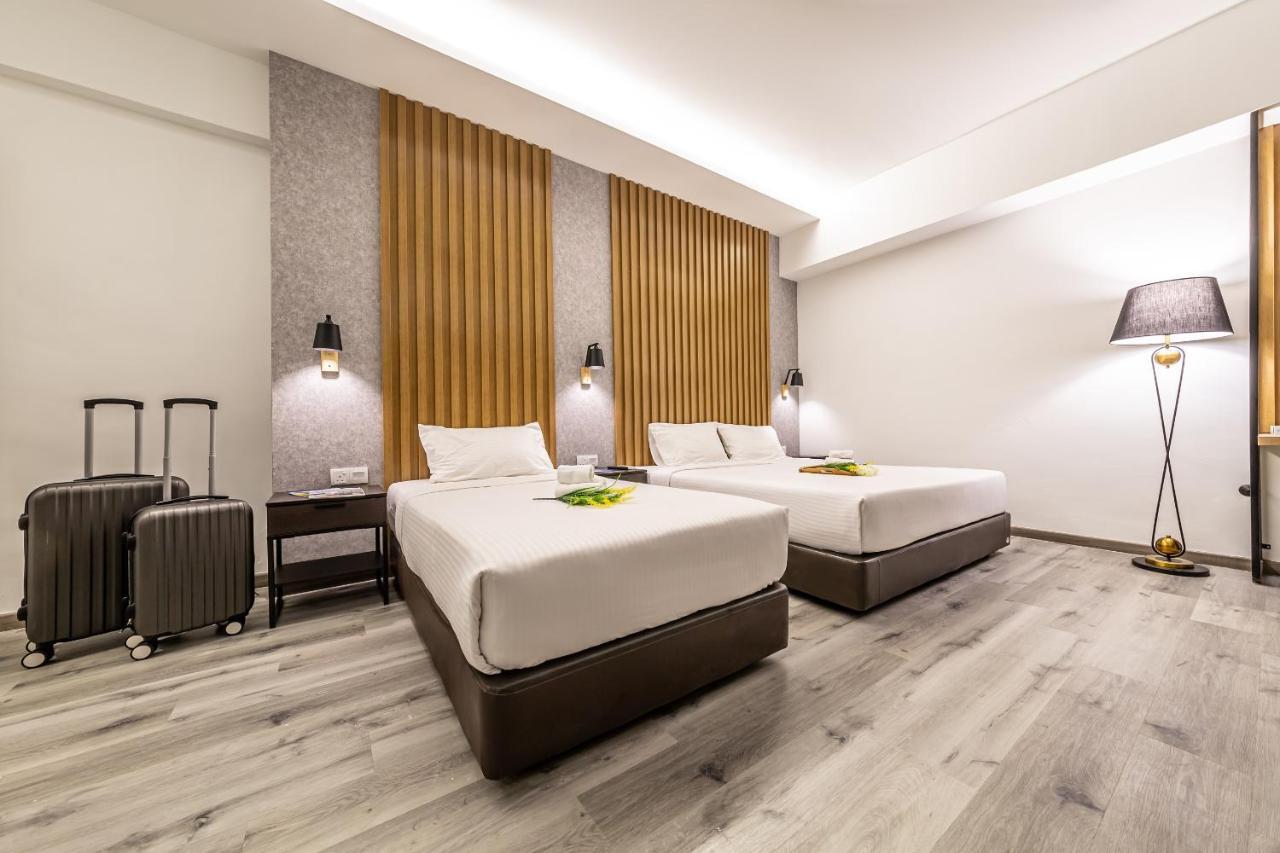 Thy Executive Hotel Джохор Бахру Екстериор снимка